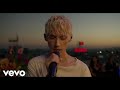 Troye Sivan - Animal (Live on the Honda Stage)